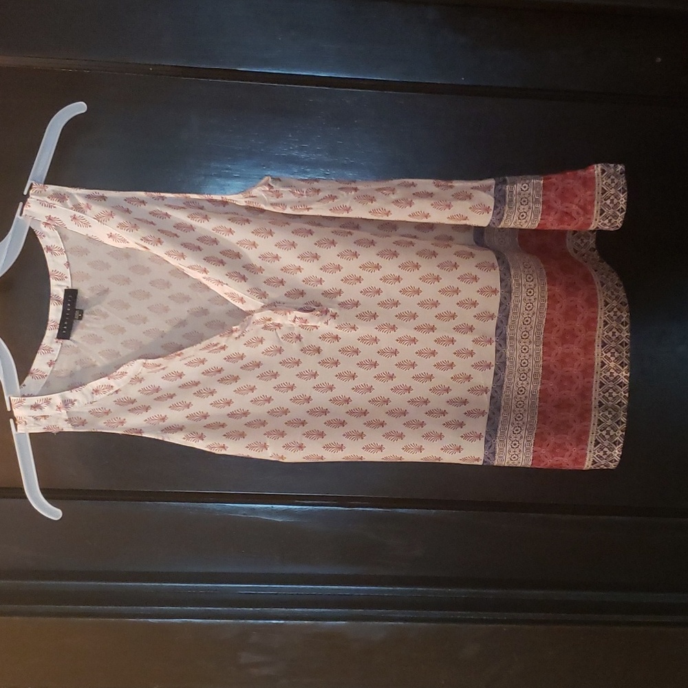 🤎Closet Clear Out🤎Sheer Sleeveless Top with Indo-batik pattern